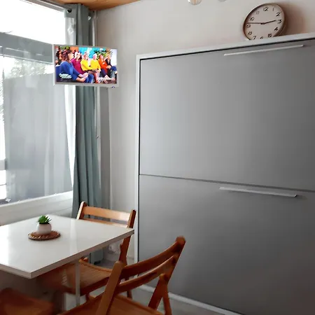 Apartment Cosy Avec Balcon Et Vue Sur La Montagne A 19 M² Chamrousse